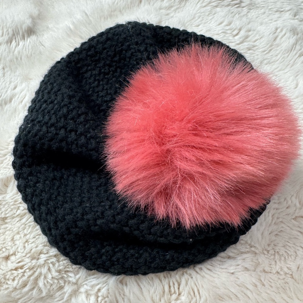 NWOT Anthropologie Women’s Black Wool Beanie with Pink Faux Fur Pom Pom - Picture 2 of 5